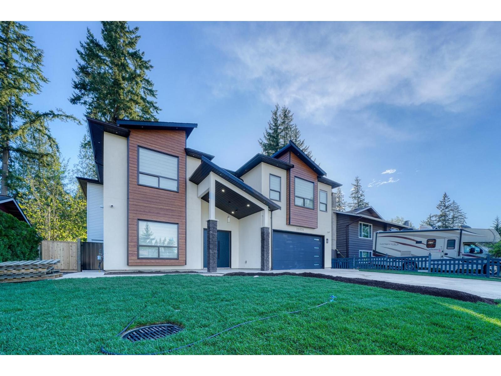 20070 46A AVENUE, Langley, listed at $2,199,999
