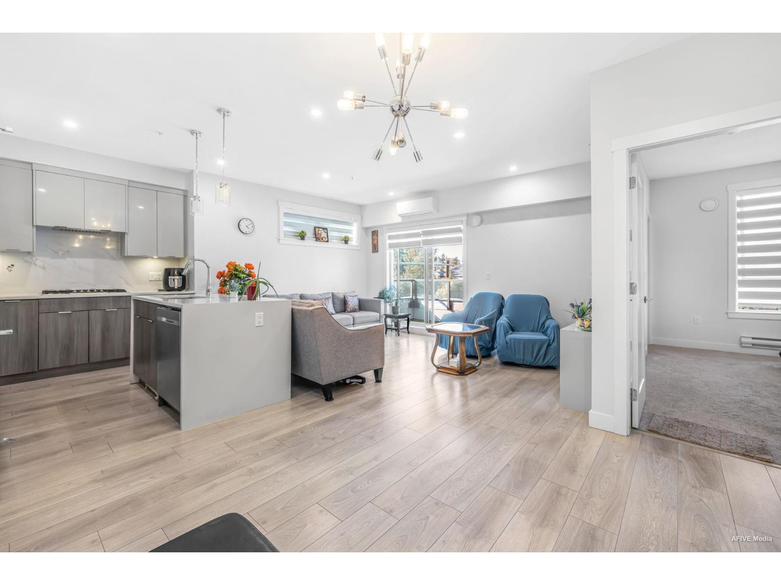 B208 14438 72 AVENUE, Surrey, listed at $599,000