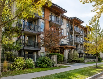 A 4 storey condo building with balconies, condos for sale in West Abbotsford